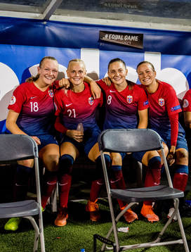 Frida Maanum, Karina Sævik, Vilde Bøe Risa and Kristine