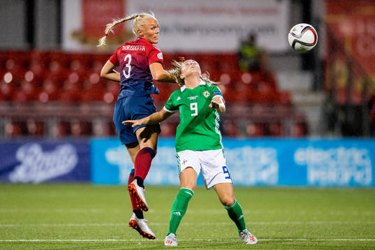 Maria Thorisdottir of Norway and Simone Magill of Northern