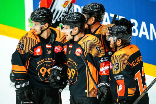 Matthew Garbowsky of Graz99ers celebrate with teammates
