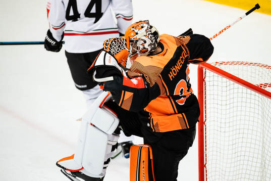 Goalkeeper Thomas Höneckl of Graz99ers celebrates