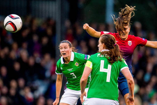 Demi Vance of Northern Ireland and Vilde Bøe Risa of Norway