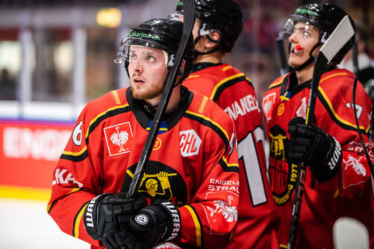 Robin Kovacs of Luleå looks dejected