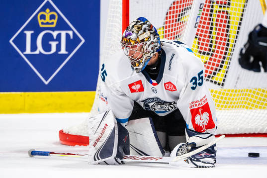 Goalkeeper Justin Peters of Liberec looks dejected