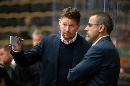 Assistant coach Stefan Klockare of Skellefteå