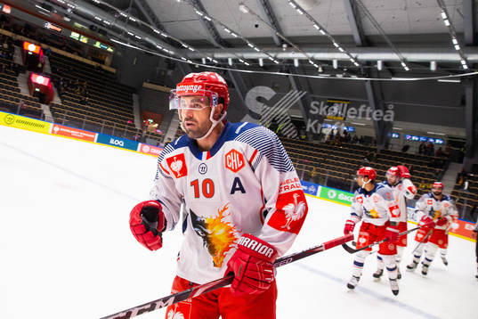 Damien Fleury of Grenoble