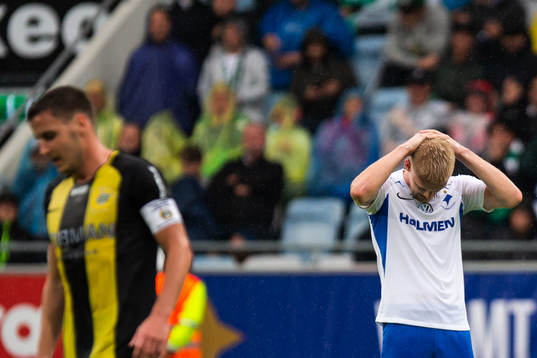 IFK Norrköpings Kalle Holmberg deppar
