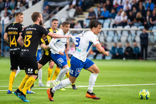 IFK Norrköpings Rasmus Lauritsen och Hammarbys Mads Fenger