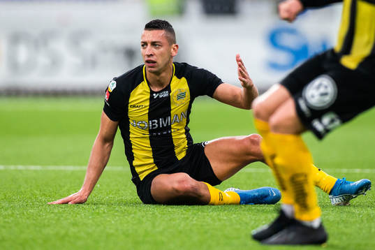 Hammarbys Nikola Djurdjic reagerar