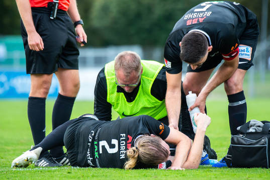 Västerås Jesper Florén kollas till av Ilir Berisha