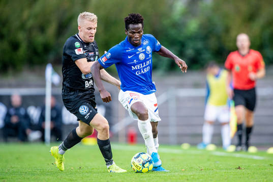 Västerås Simon Johansson mot Trelleborgs Abdul Fatawu