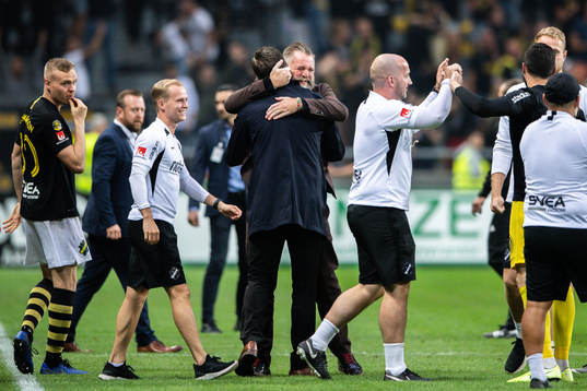 s tränare Rikard Norling och sportchef Björn Wesström