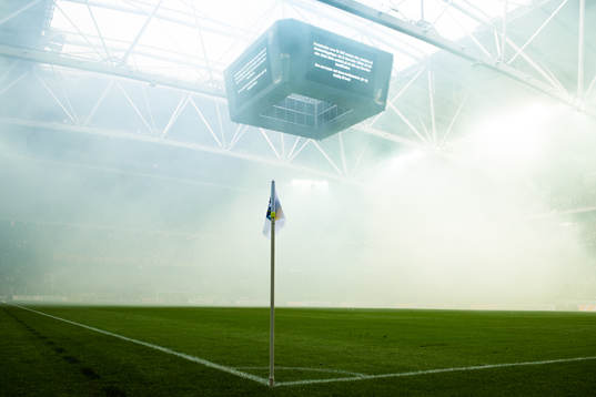 Spelavbrott på grund av rök från pyroteknik