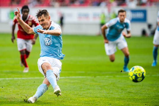 Malmö FFs Markus Rosenberg gör 3-0 på straff