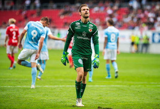 Kalmars målvakt Lucas Hägg-Johansson deppar