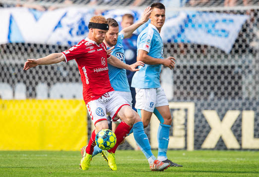 Kalmars Nils Fröling och Malmö FFs Lasse Nielsen