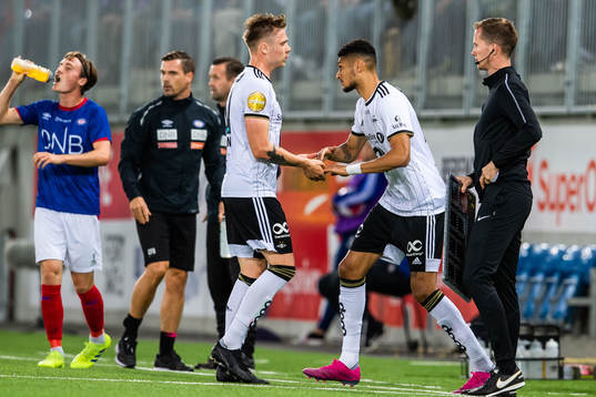 Bjørn Maars Johnsen changes with Alexander Søderlund of