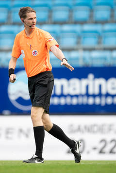 Harald Røvig Sletner, referee
