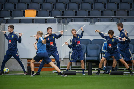 Emil Krafth, Muamer Tankovic, Niklas Hult and Albin Ekdal