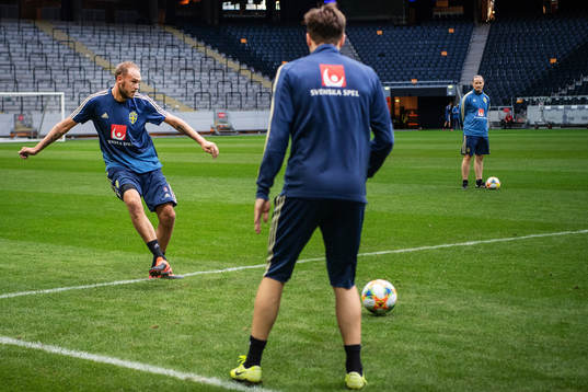 Andreas Granqvist and Victor Nilsson Lindelöf of the