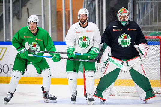 Kodie Curran, Taylor Matson och målvakt Roman Will