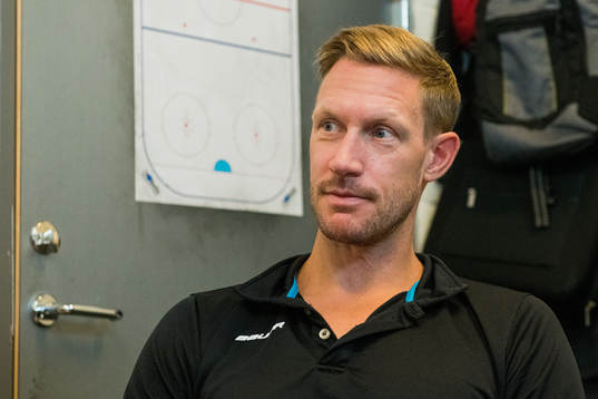 Målvaktstränare Magnus Wennström i tränarrummet