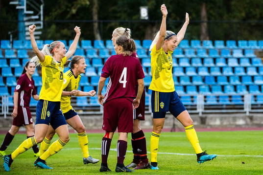 Linda Sembrant of Sweden celebrates