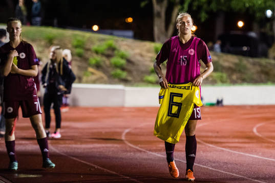 Ligita Tumane of Latvia celebrates when she gets Magdalena