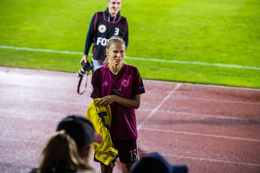 Ligita Tumane of Latvia celebrates when she gets Magdalena