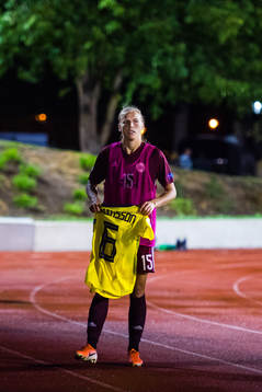 Ligita Tumane of Latvia with a jersey from Magdalena