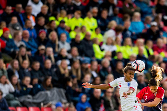 Nikita Parris of England and Ingrid Moe Wold of Norway