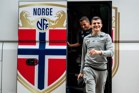 Omar Elabdellaoui and Tarik Elyounoussi of Norway