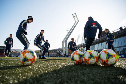 Niklas Hult, Victor Nilsson Lindelöf, Mikael Lustig, John