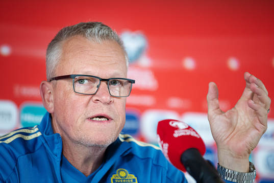 Bläddra bland fler bilder av Football, UEFA Euro Qualifier, Sweden, press conference & mixed zone