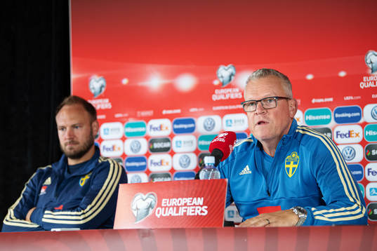 Andreas Granqvist and head coach Janne Andersson of the