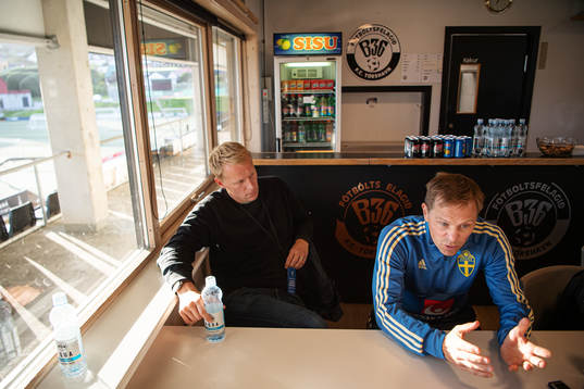 Scout Roger Sandberg (R) of the Swedish national football