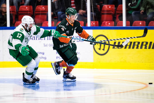 Rögles Taylor Matson och Kristianstads  Tony Pappila