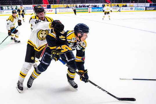 Brynäs Samuel Solem och Södertäljes Alexander Falk