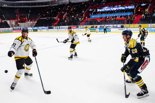 Brynäs Joachim Rodin och Södertäljes Carl Becker