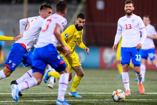 Jimmy Durmaz of Sweden