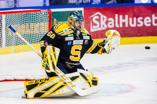 Södertäljes målvakt Alexander Sahlin