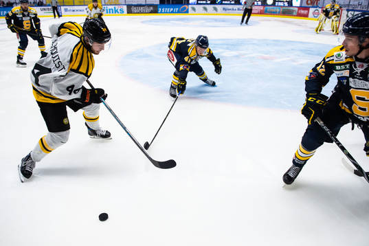 Brynäs Jacob Blomqvist och Södertäljes Alexander Falk