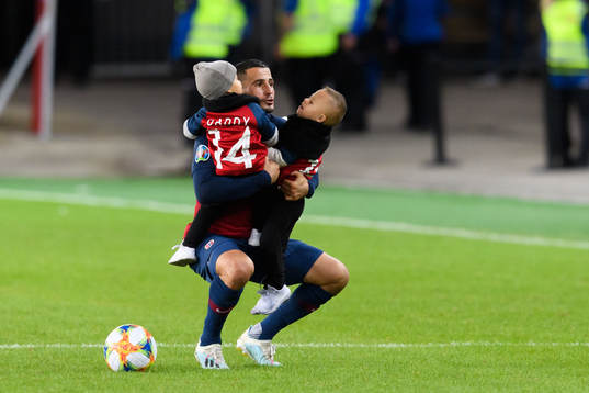 Omar Elabdellaoui of Norway with his children