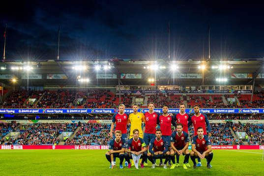 Erling Braut Haaland (2nd row), goalkeeper Rune Almenning