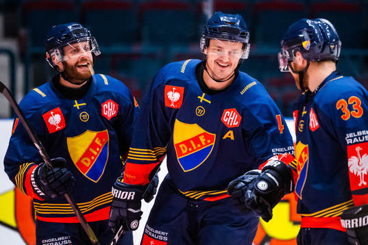 Marcus Högström of Djurgården celebrate with teammates