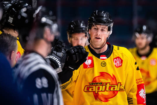 Ty Lonley of Vienna Capitals celebrates