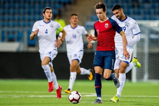 Håkon Evjen of Norway and Zacharias Adoni of Cyprus