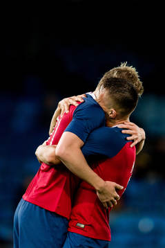 Kristian Thorstvedt of Norway celebrates with teammate Leo