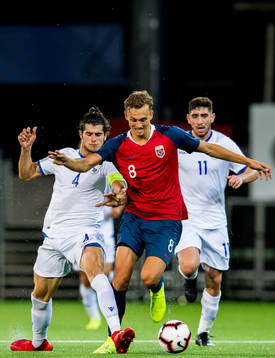 Panagiotis Artymatas of Cyprus and Emil Bohinen of Norway