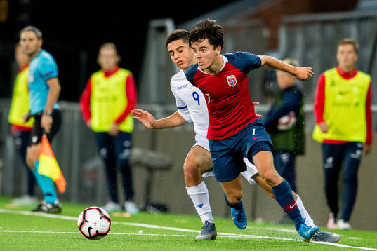 Ruel Sotiriou of Cyprus and Hugo Vegard Vetlesen of Norway