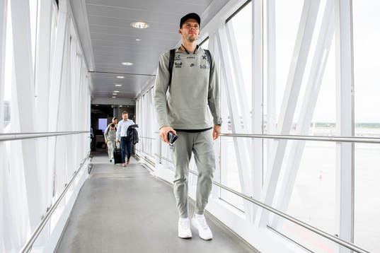 Goalkeeper Rune Almenning Jarstein of Norway arrives at